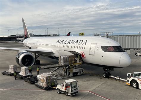 air canada manila.